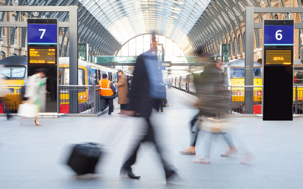 People Walking Platform 1