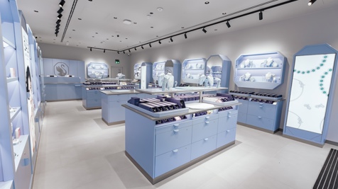 Railpen's Caledonia Park celebrates opening of Swarovski